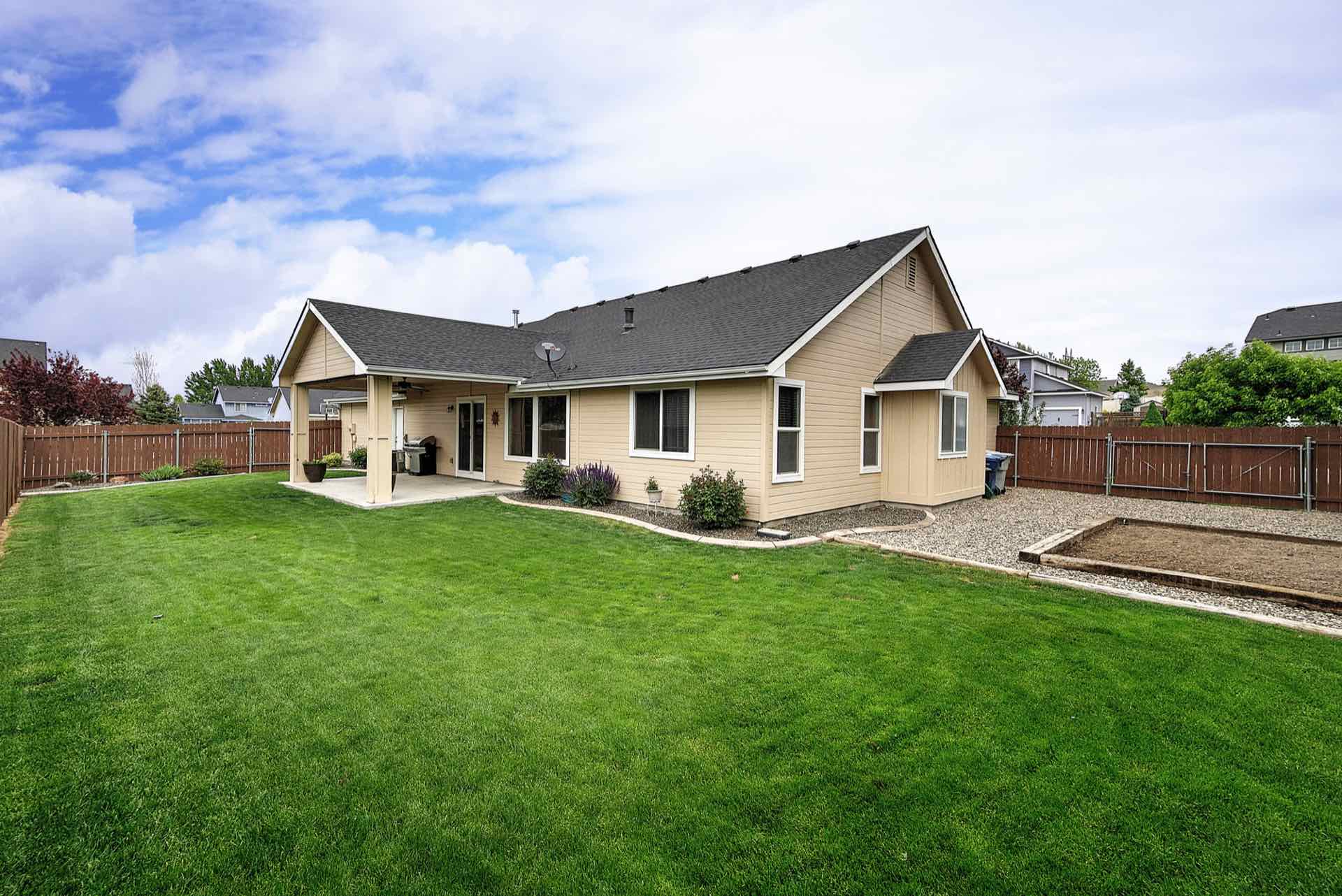 3499 S Green Basin Way Nampa